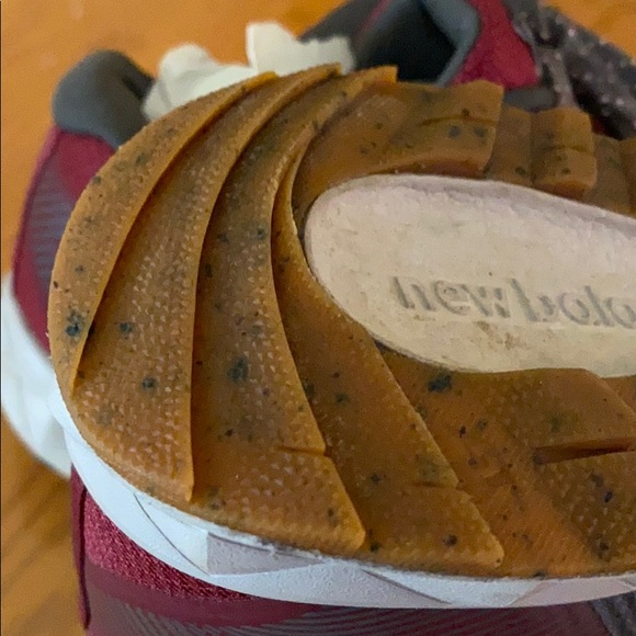 New balance 590v3 used 1 time - Picture 3 of 5